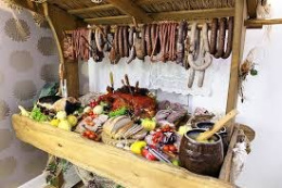 Zestaw weselno cateringowy wiejski stół , 15kg, 150 osób.