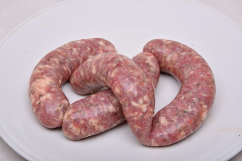 Kiełbasa biała surowa wielkanocna 1000g Kiełbasa biała surowa wielkanocna 1000g