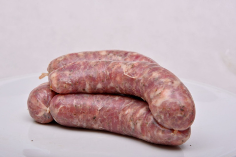 Kiełbasa biała surowa wielkanocna 1000g Kiełbasa biała surowa wielkanocna 1000g