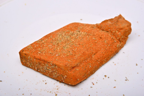 Słonina surowa w przyprawach na ostro 300g Słonina surowa w przyprawach na ostro 300g
