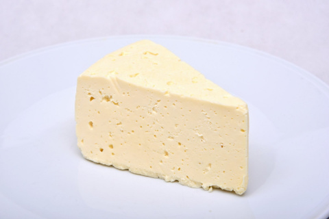 Ser podpuszczkowy od rolnika, z papryką 300g Ser podpuszczkowy od rolnika, z papryką 300g