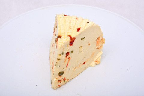 Ser podpuszczkowy od rolnika, z papryką 500g Ser podpuszczkowy od rolnika, z papryką 500g
