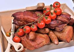 Świąteczny BOX wędlin wiejskich około 6,5 kg 4 - 8 osób