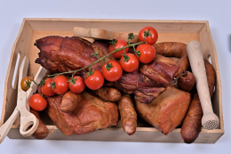 Świąteczny box wędlin wiejskie około 4,5 kg