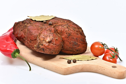 Szynka staropolska w przyprawach 1000g Szynka staropolska w przyprawach 1000g