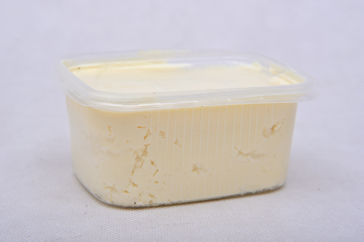 Twarożek kozi z dodatkiem oregano ok 200g Twarożek kozi z dodatkiem oregano ok 200g