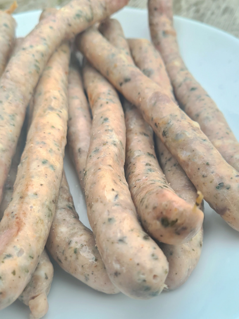Kiełbasa biała wiejska parzona na grilla ok 500g Kiełbasa biała wiejska parzona na grilla ok 500g