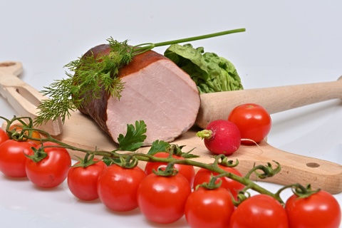 Paczka wędlin swojskich naturalnych ok 1,95 kg Paczka wędlin swojskich naturalnych ok 1,95 kg