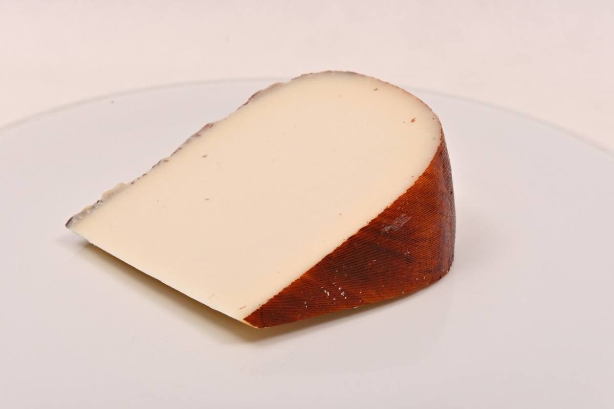 Ser kozi żółty Gouda 1000 g Ser kozi żółty Gouda 1000 g