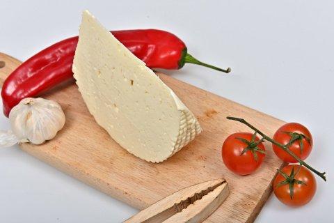 Ser podpuszczkowy od rolnika, naturalny 500g Ser podpuszczkowy od rolnika, naturalny 500g