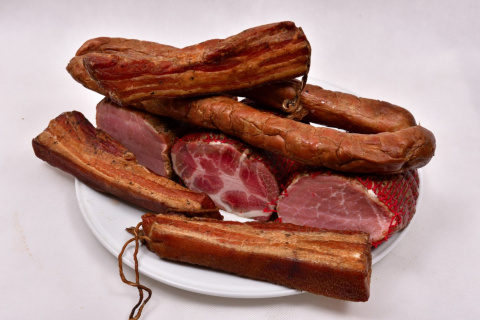 Zestaw wędzone wędzonych na ciepło ok 2,5 kg Zestaw wędzone wędzonych na ciepło ok 2,5 kg