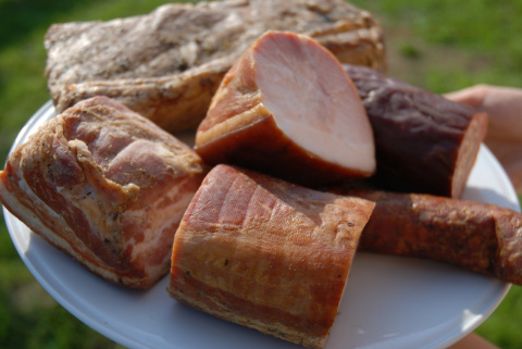 Zestaw wędlin wędzonch na zimno około 6 kg Zestaw wędlin wędzonch na zimno około 6 kg